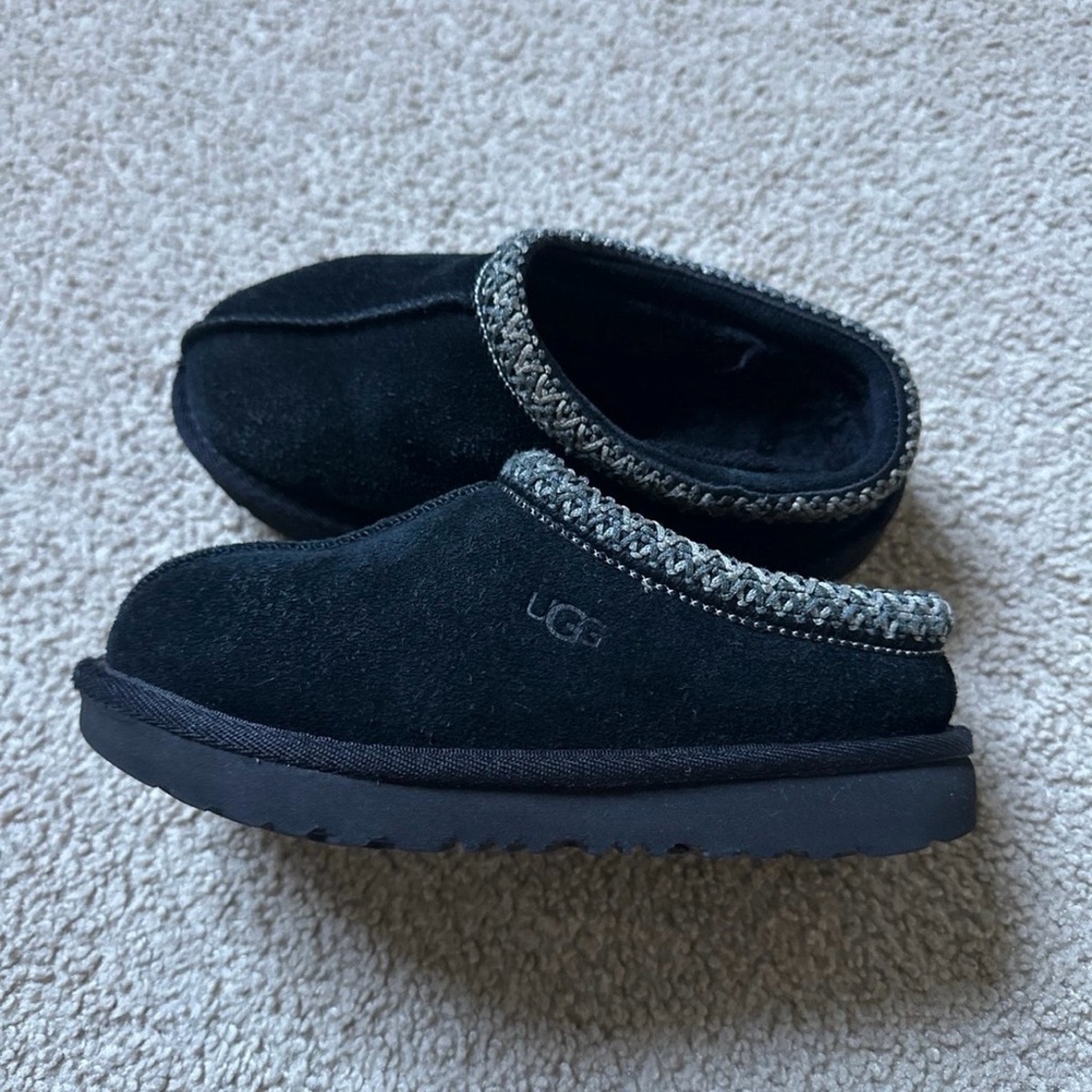 UGG Black Kids Slippers